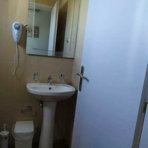 Majatalo Giannis Rooms