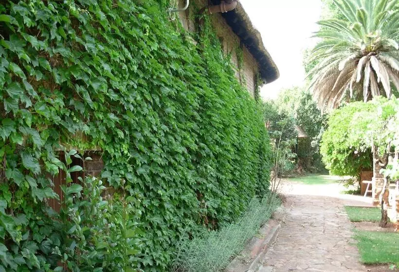 Majatalo Sterkfontein Heritage Lodge