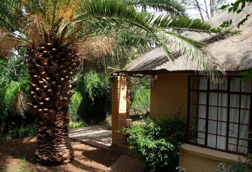 بنسيون Sterkfontein Heritage Lodge