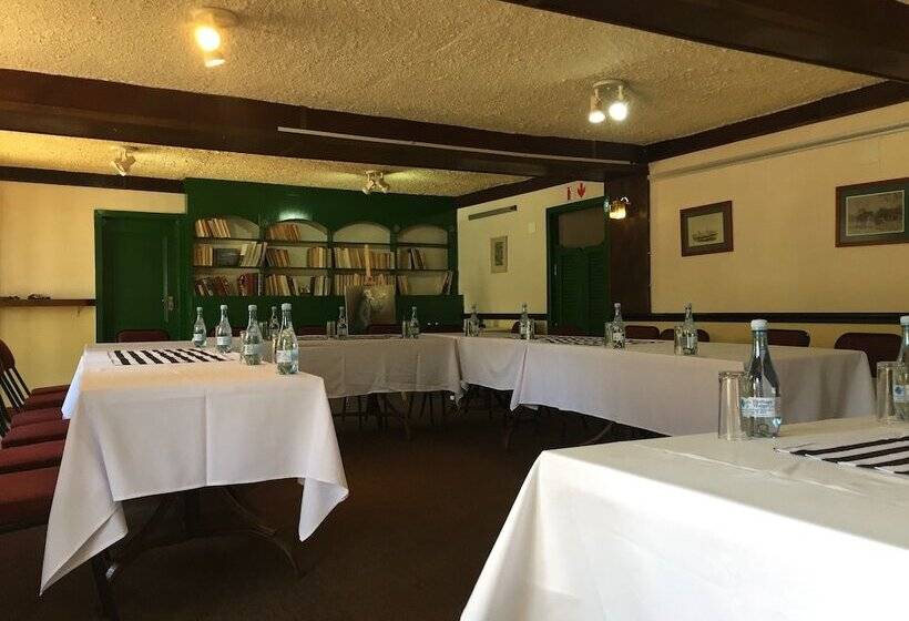 بنسيون Sterkfontein Heritage Lodge