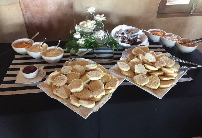 بنسيون Sterkfontein Heritage Lodge