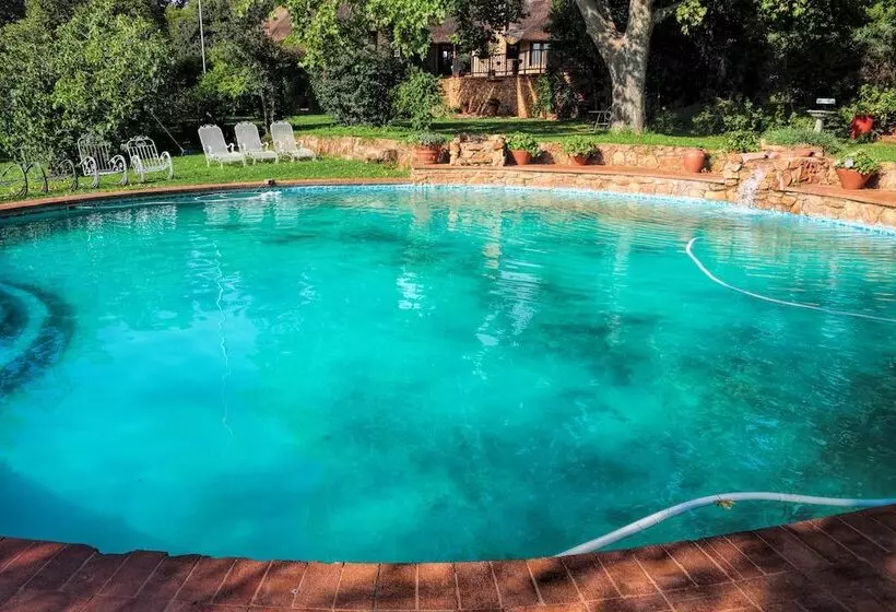 Majatalo Sterkfontein Heritage Lodge