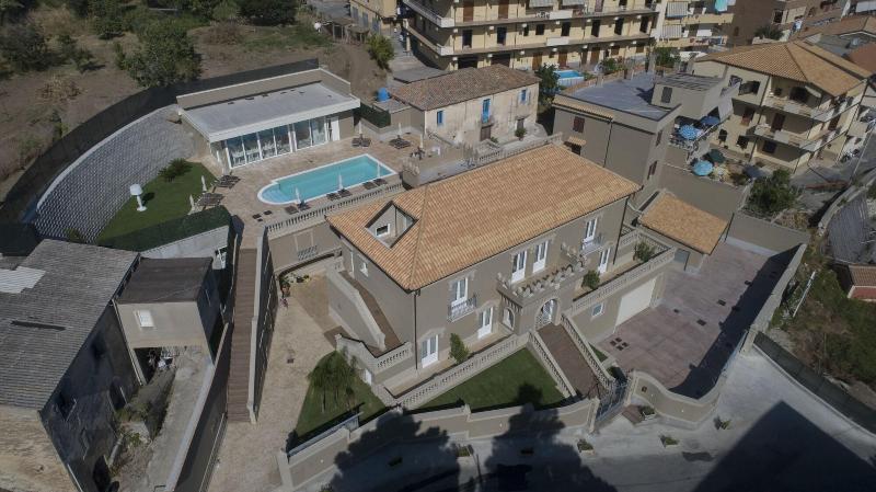 ペンション Sui Generis Tropea Luxury Rooms