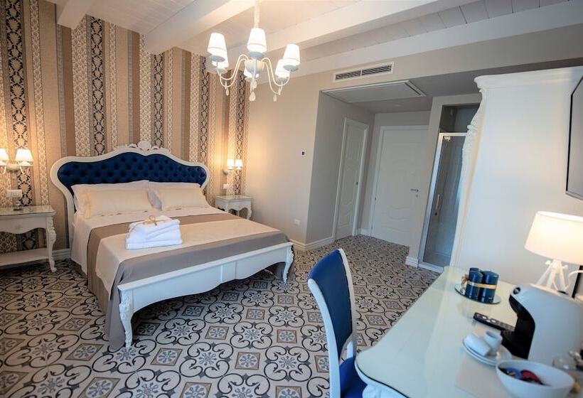 ペンション Sui Generis Tropea Luxury Rooms