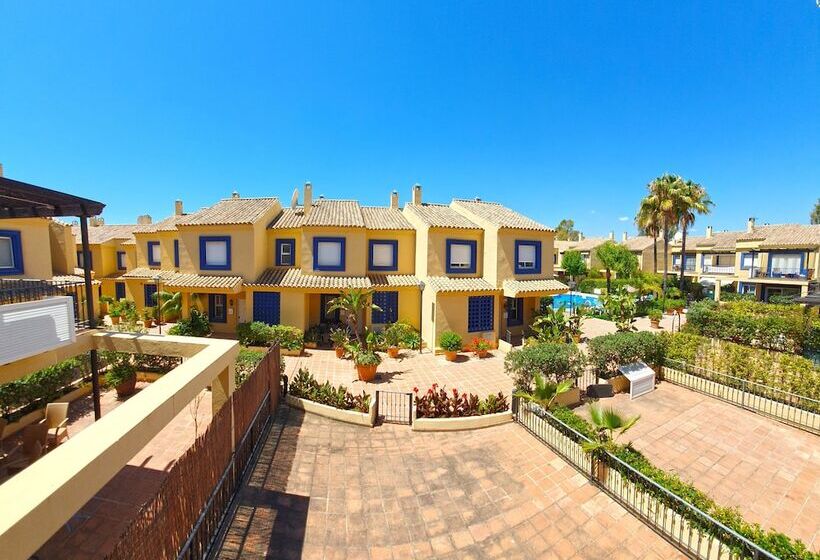 پانسیون Tgs & Rumex Suites Banus