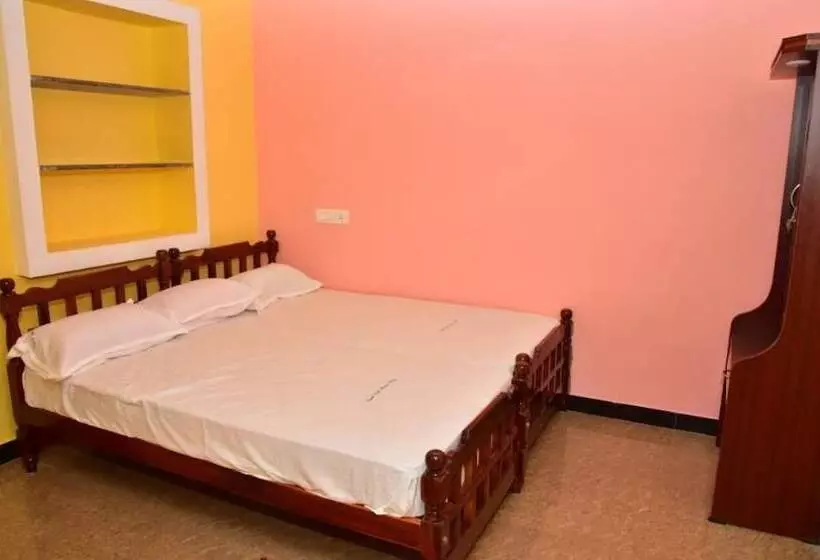 Pepy Good Luck Homestay   Hostel