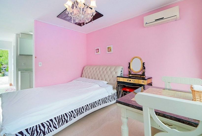 Yangyang Hillstar Pension