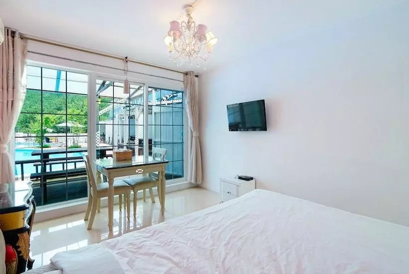 Yangyang Hillstar Pension