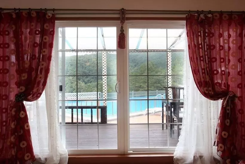 Yangyang Hillstar Pension