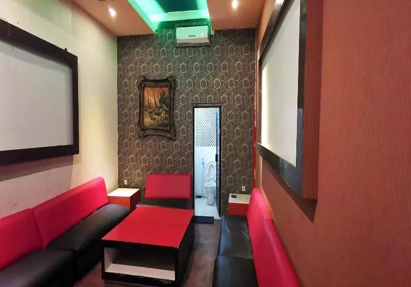 هاستل Alam Indah Lestari Hotel By Oyo Rooms