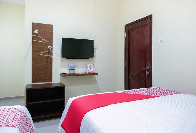 Hostel Mustika By Oyo Rooms