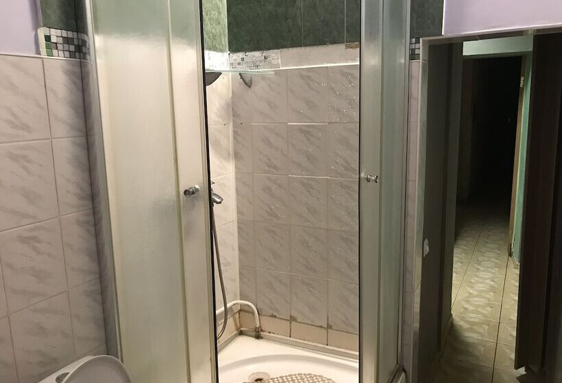 Arcobaleno Home   Hostel