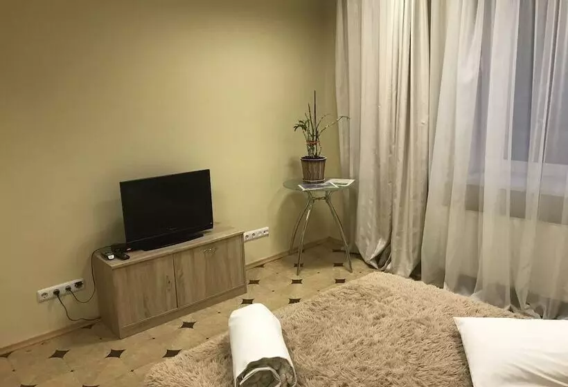 Arcobaleno Home   Hostel