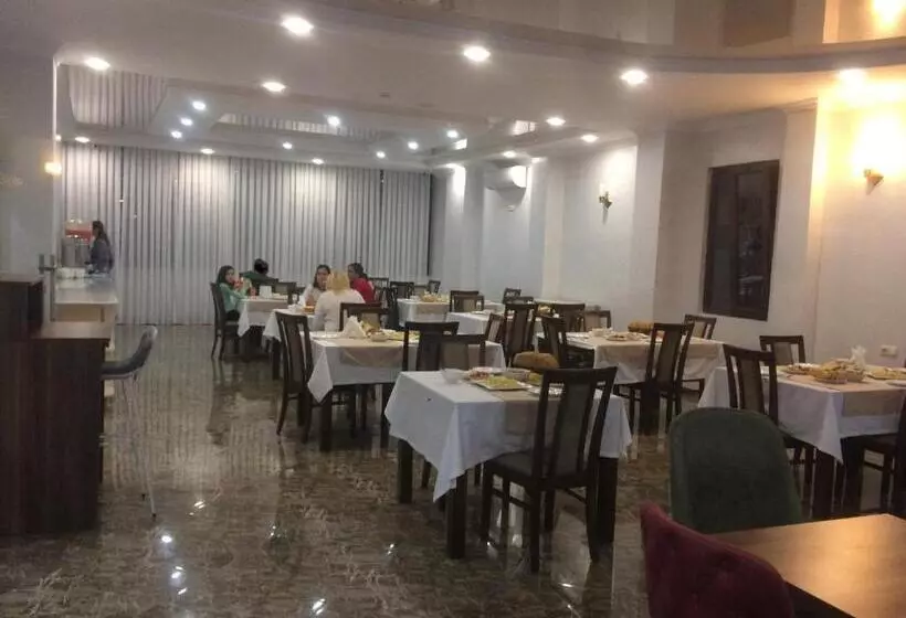 هتل Batumi Palace