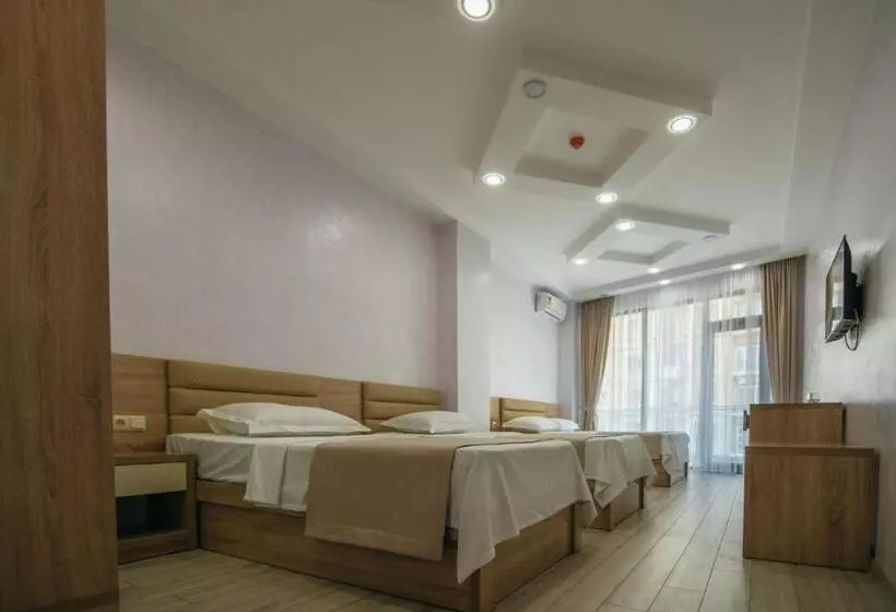 هتل Batumi Palace