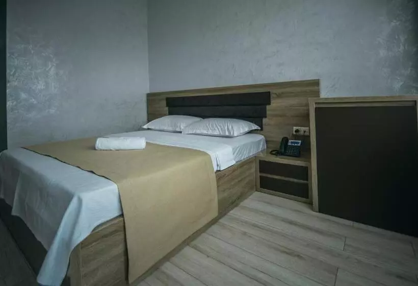 هتل Batumi Palace