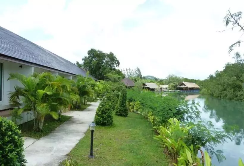 Hotelli Chaiyo Resort