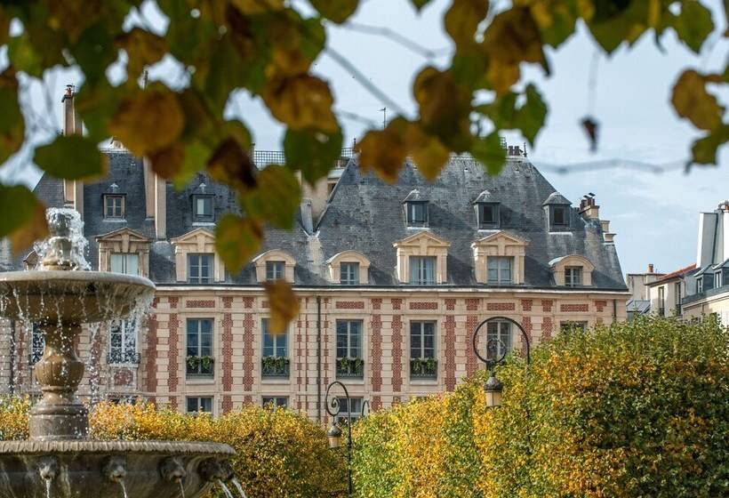 ホテル Cour Des Vosges Evok Collection