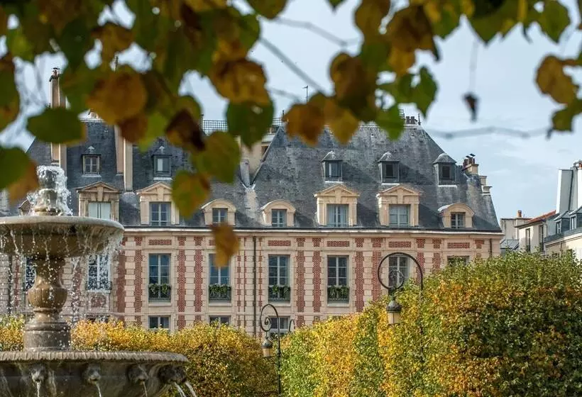 Hôtel Cour Des Vosges Evok Collection