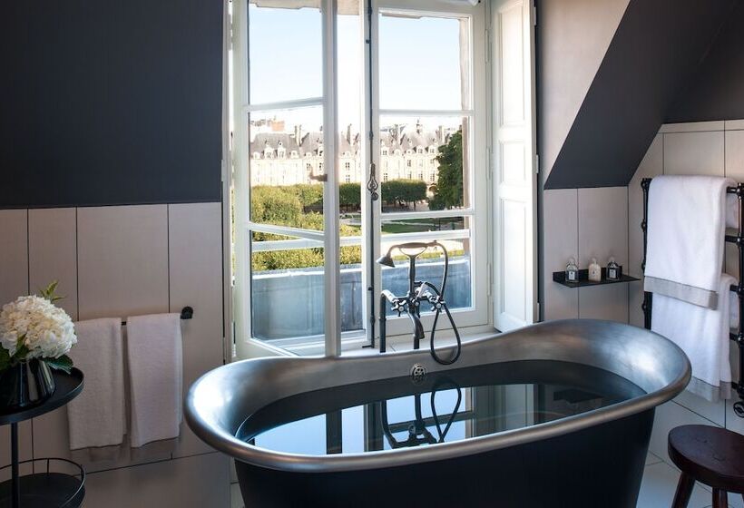 Hotel Cour Des Vosges   Evok Collection