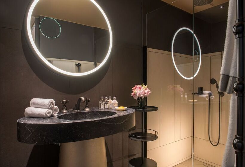 Hotel Cour Des Vosges   Evok Collection