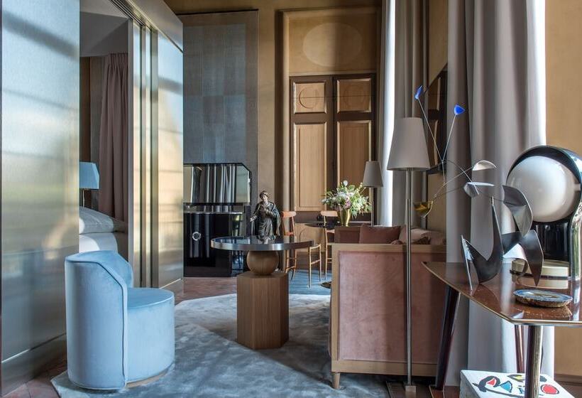 Hotel Cour Des Vosges   Evok Collection