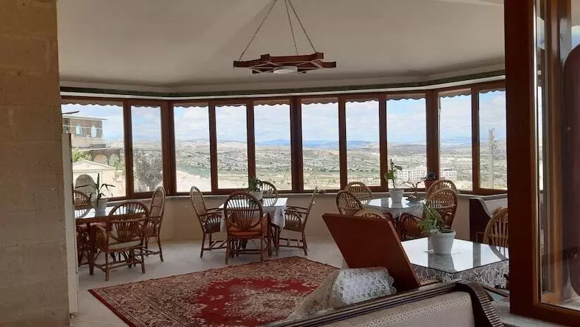 هتل Di̇ri̇li̇ş Banarya Pansi̇yon