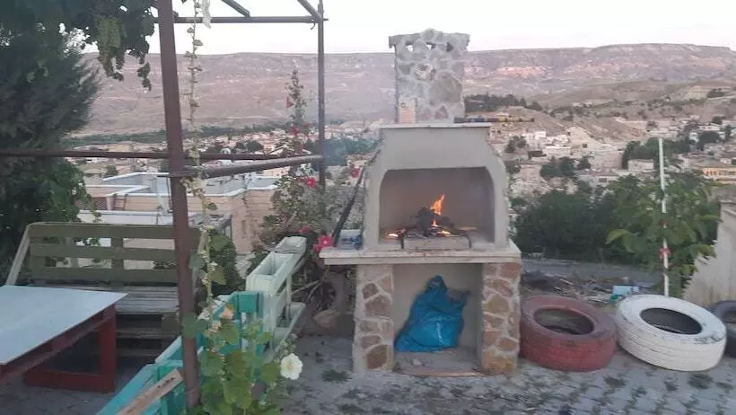 هتل Di̇ri̇li̇ş Banarya Pansi̇yon