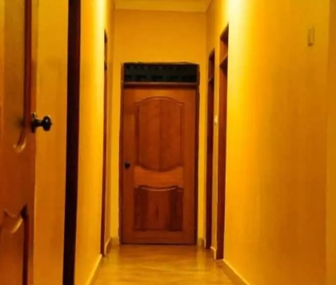 هتل Dorabo Tourist