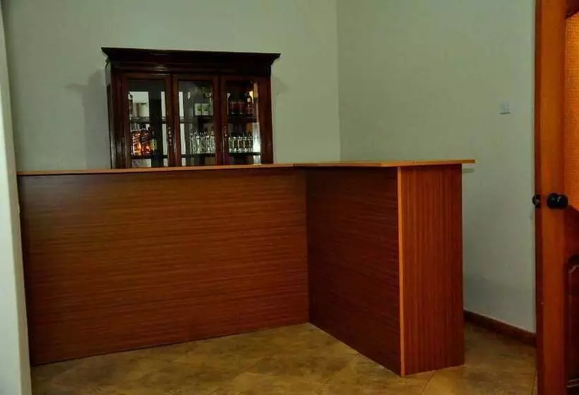 هتل Dorabo Tourist