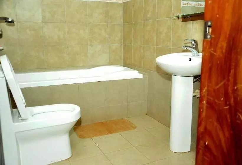 هتل Dorabo Tourist