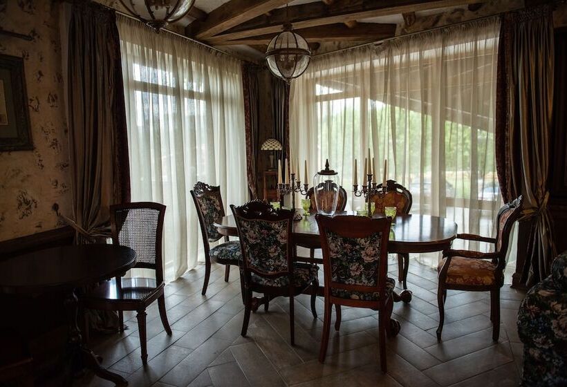 בית מלון כפרי Rasslabonov Country Home