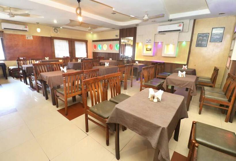 בית מלון כפרי Sabina International