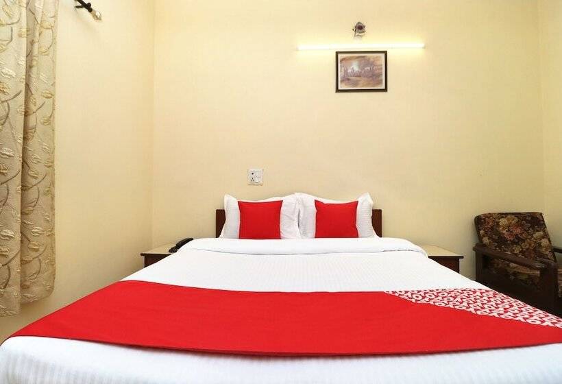 בית מלון כפרי Sabina International