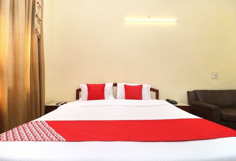 בית מלון כפרי Sabina International