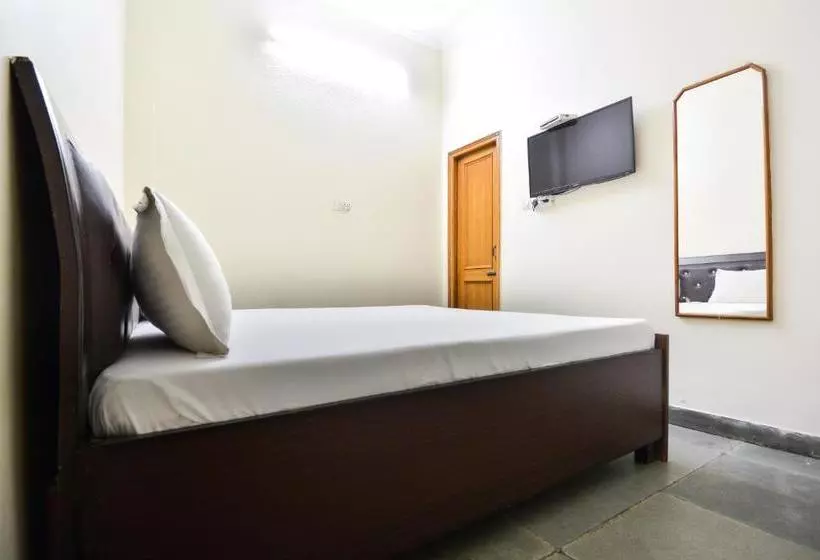 هتل Spot On 45616  Welcome Plaza