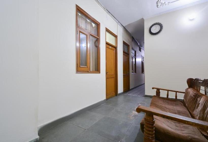 فندق Spot On 45616  Welcome Plaza