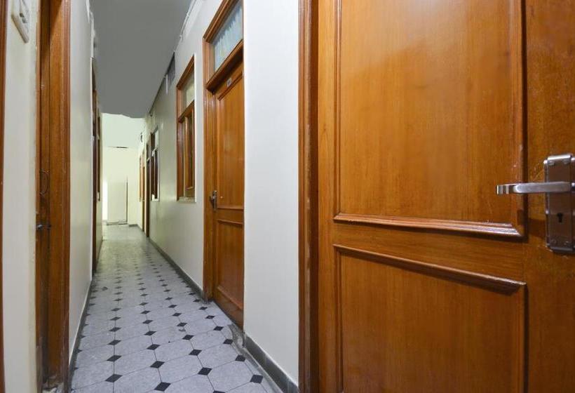 فندق Spot On 45616  Welcome Plaza