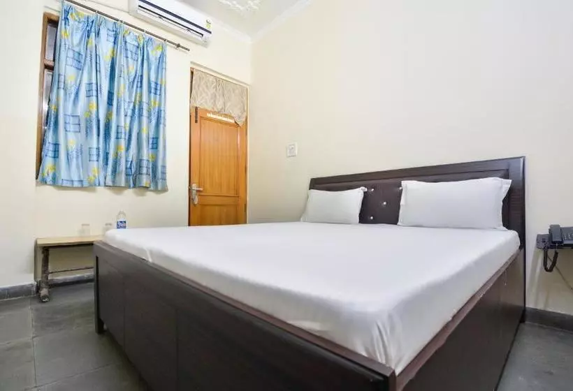 هتل Spot On 45616  Welcome Plaza