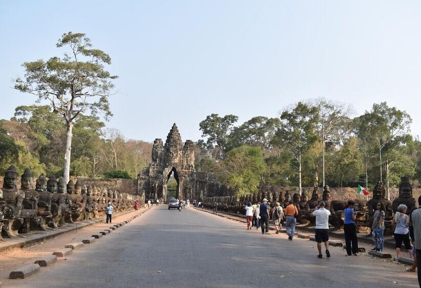 333 Hostel, Siem Reap