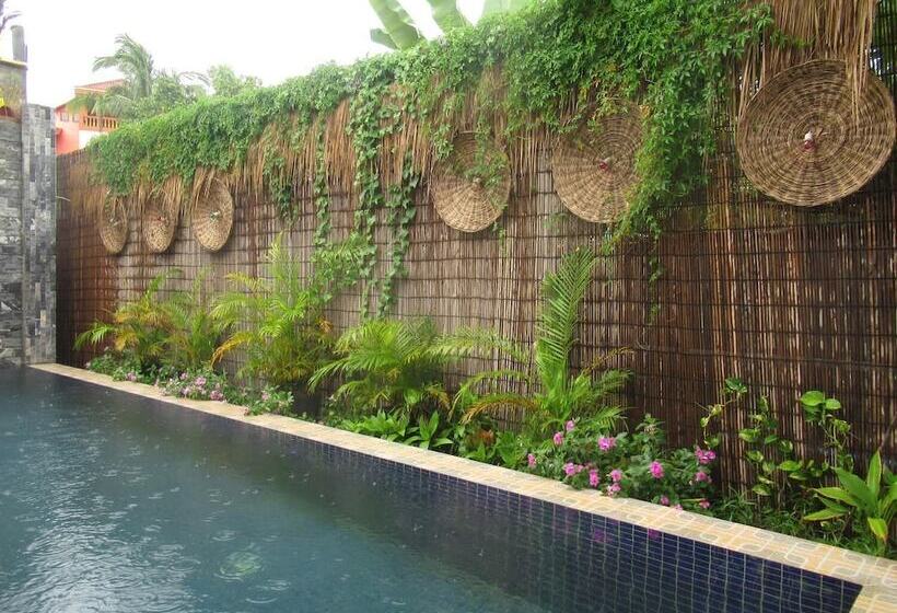 333 Hostel, Siem Reap