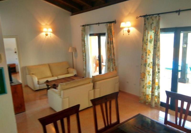 هاستل Ohana Guest House