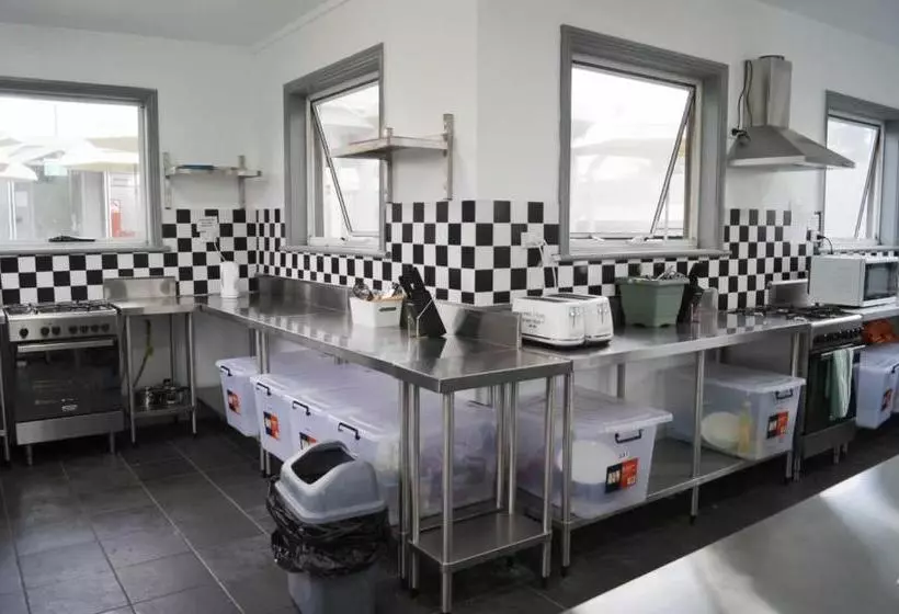 ユースホステル Rooftop Travellers Lodge