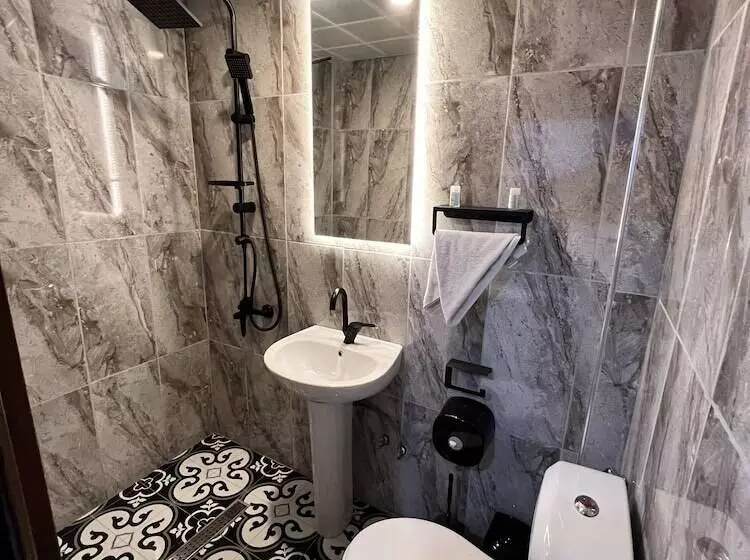 Asell Suite