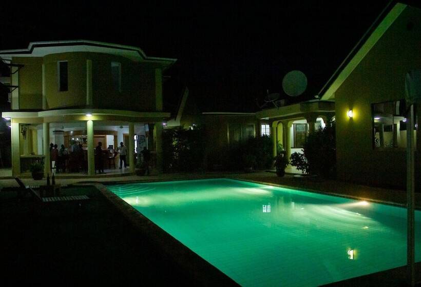 تختخواب و صبحانه Optima Royale