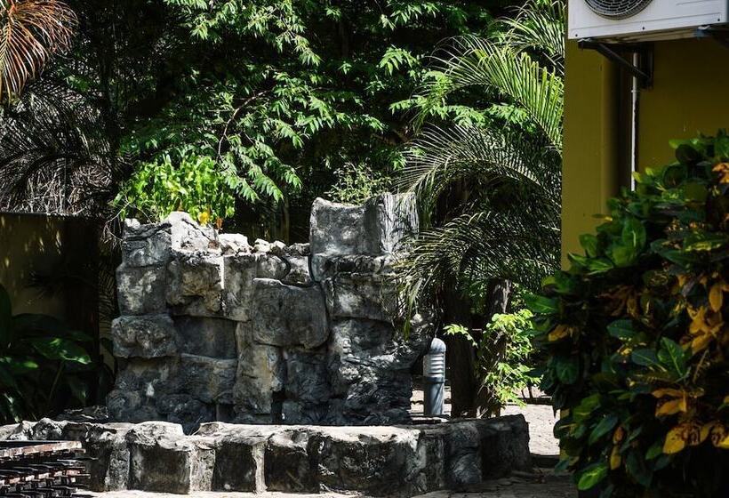 تختخواب و صبحانه Optima Royale