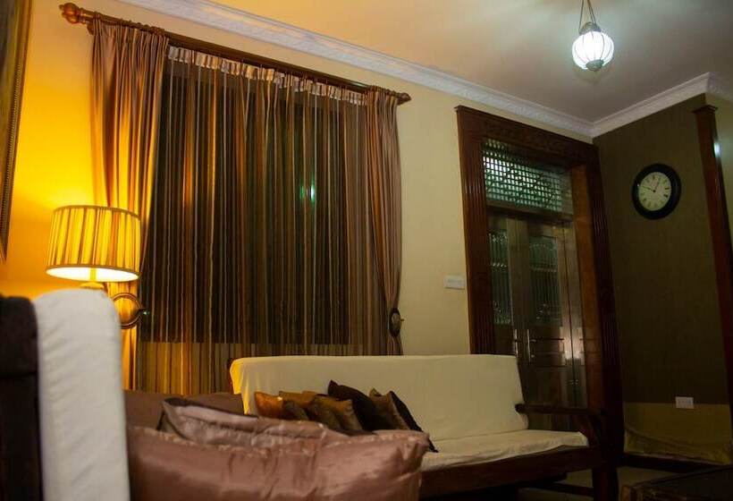 تختخواب و صبحانه Optima Royale