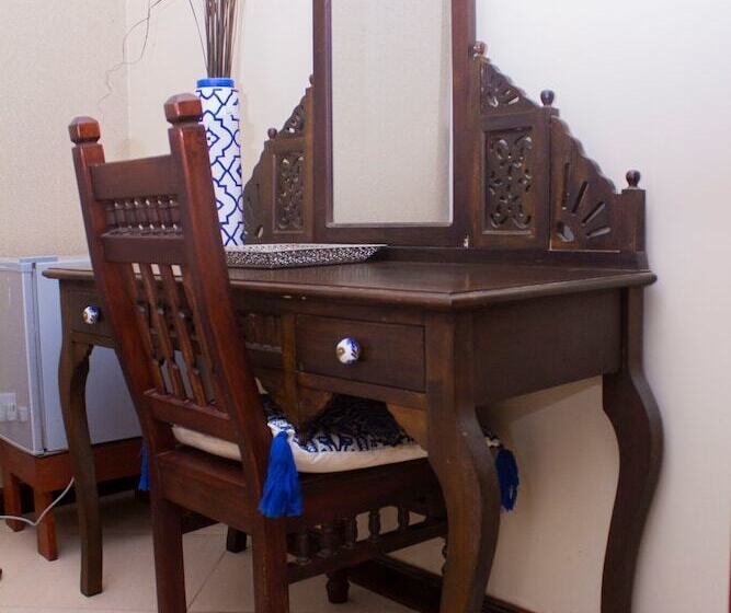 تختخواب و صبحانه Optima Royale