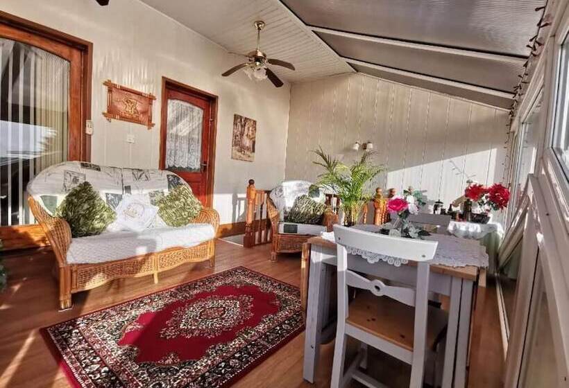 Cedar Grove Luxury B&b