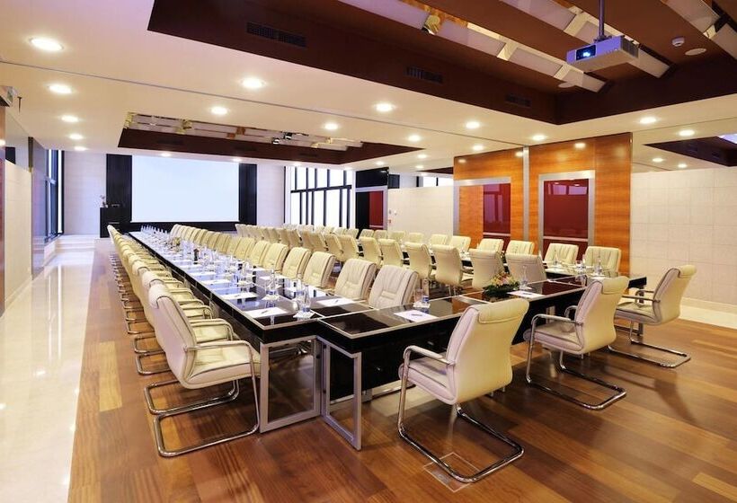 هتل Bilton Continental